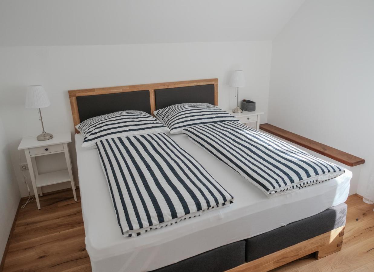 Attwengerhof Lägenhet Traunkirchen Exteriör bild